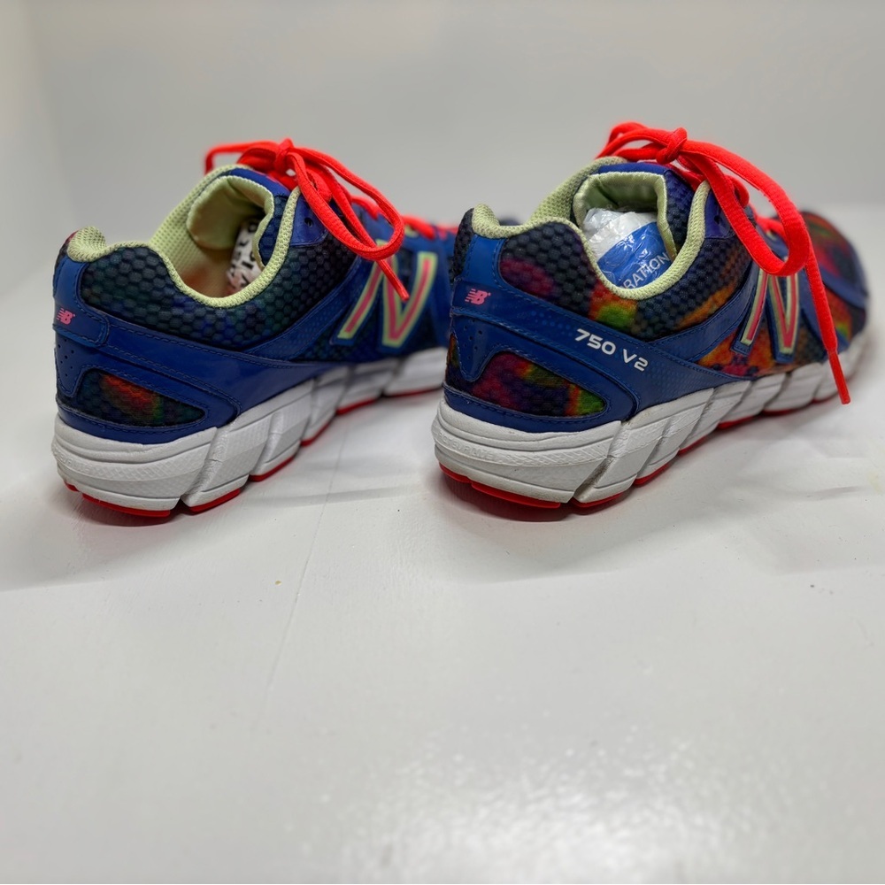 New Balance 750 v2 Women’s Size 8 Running Shoes Blue Red Multicolor Athletic Sne - Picture 6 of 13